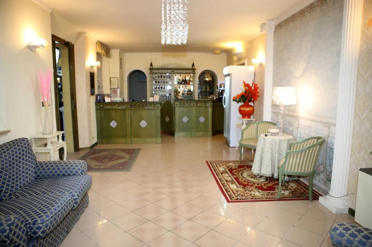 Hotel La Torre Римини