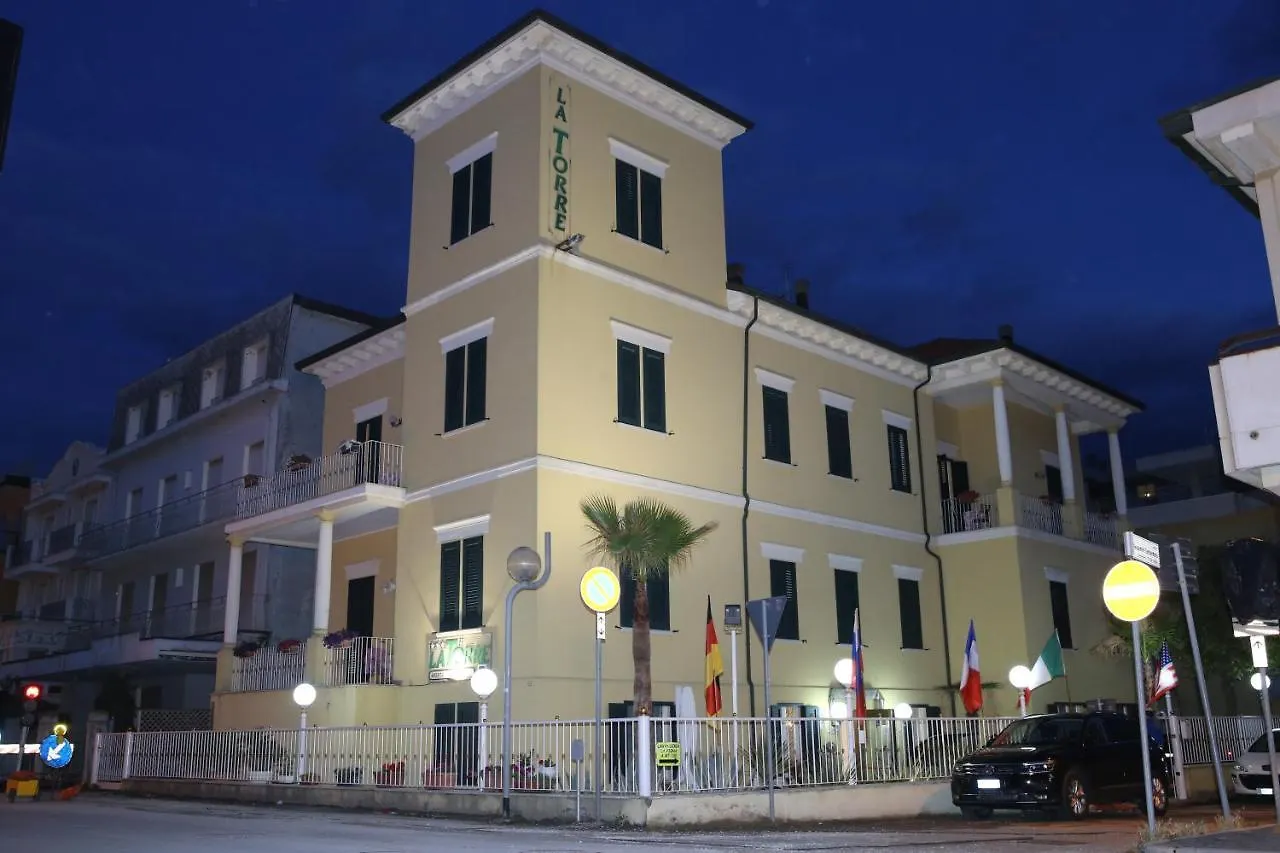 Hotel La Torre Римини